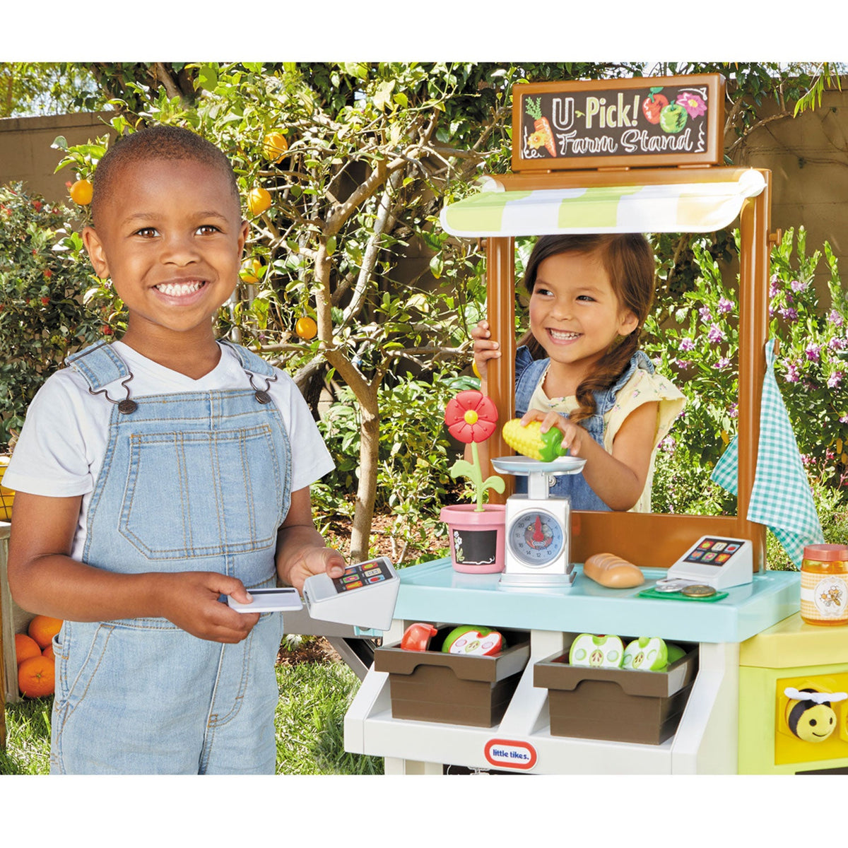 Little Tikes 3-in-1 Garden to Table Market Pretend Play