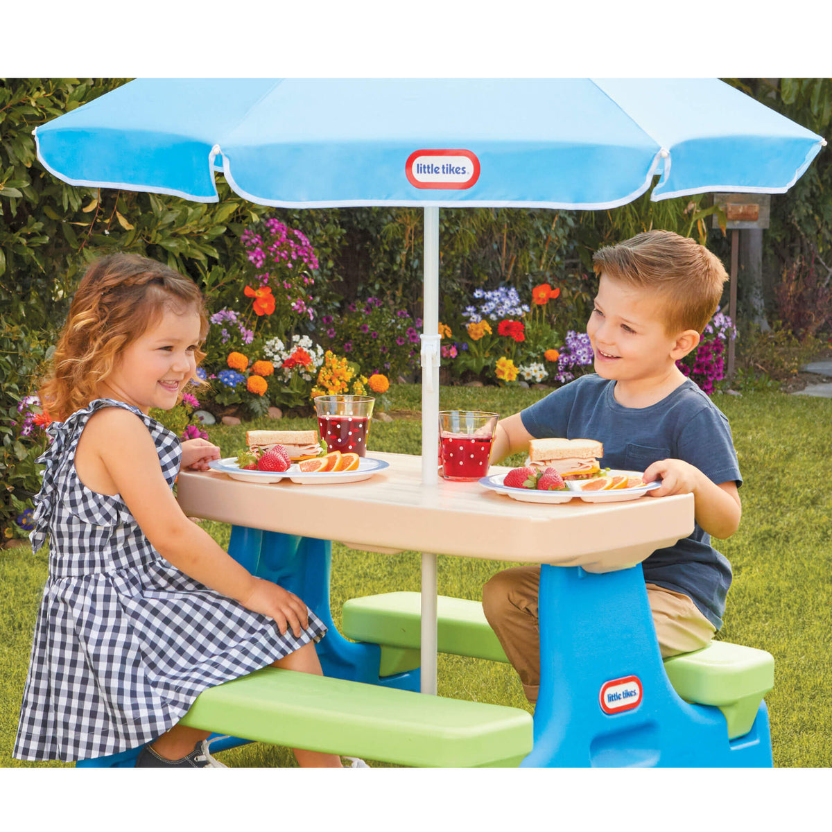 Little Tikes Easy Store Jr. Play Table with Umbrella - Blue/Green