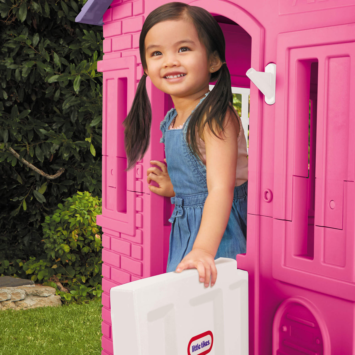 Little Tikes Cape Cottage Playhouse - Pink