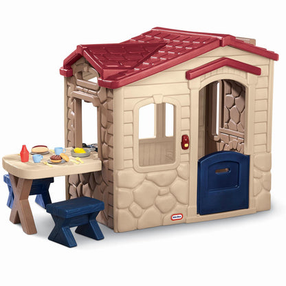 Little Tikes Picnic on the Patio Playhouse
