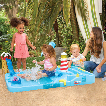 Little Tikes Splash Beach™