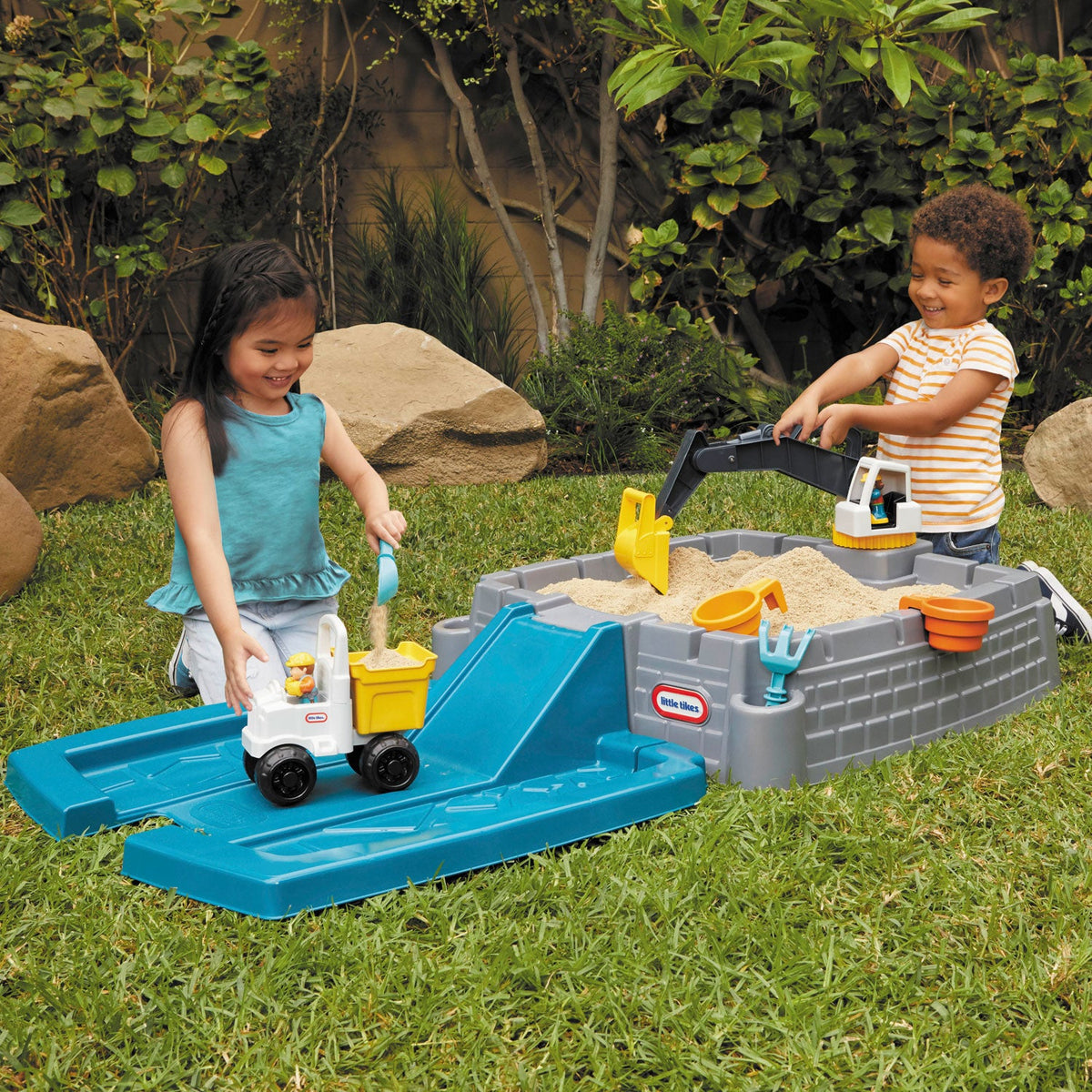 Little Tikes Dirt Diggers Excavator Sandbox
