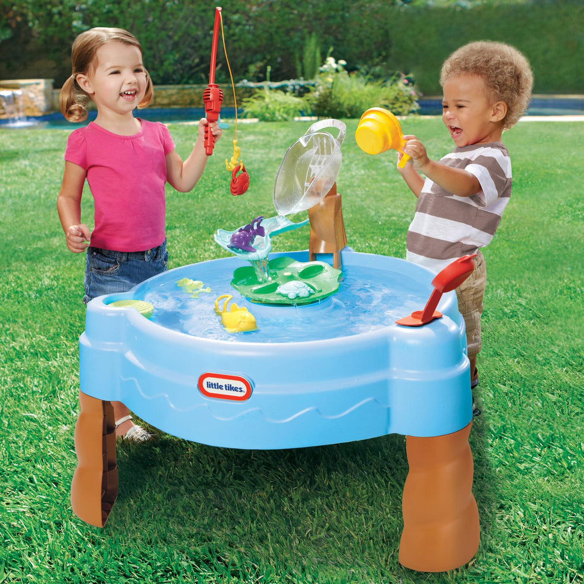 Little Tikes Fish 'n Splash Water Table™ for Toddlers