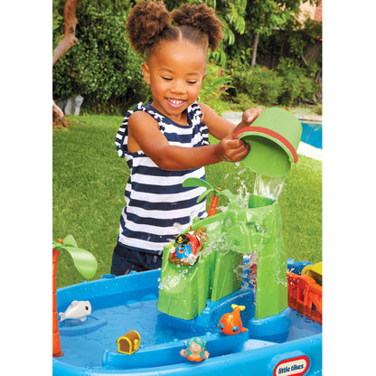 Treasure Island Water Table with Wave Maker | Little Tikes