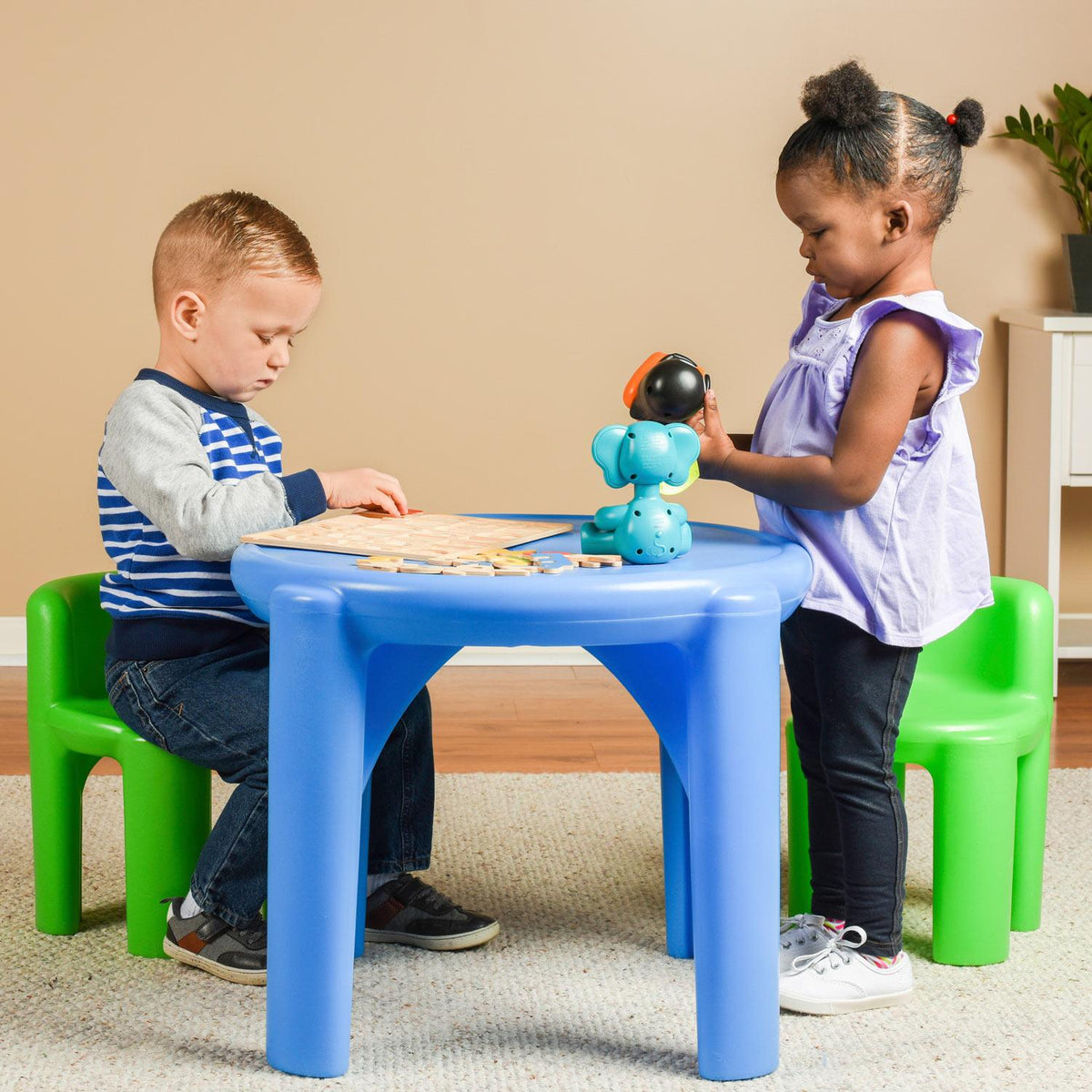 Little Tikes Bold 'n Bright Table & Chairs